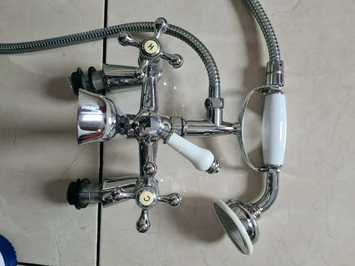 Bath Mixer Taps - Image 2