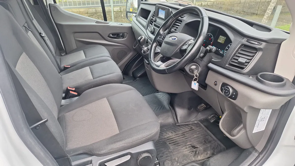 Ford Transit  Crewcab Dropside 2022 - Image 3