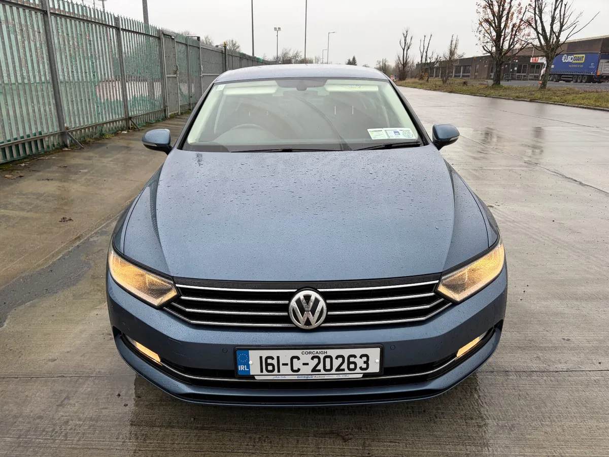 2016 VOLKSWAGAN PASSAT 1.6 TDI DIESEL  SALOON - Image 2