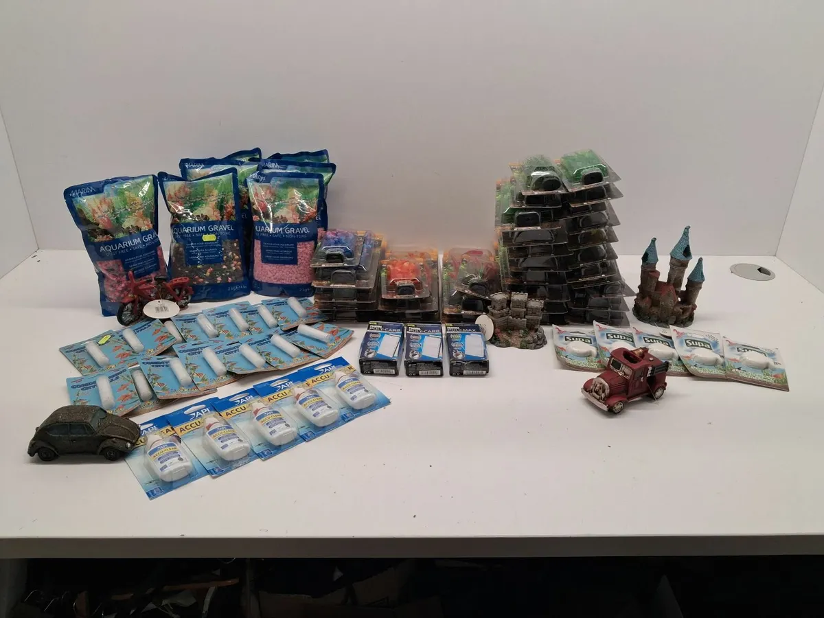 Online Auction Of A Goodie box & More! - Image 1