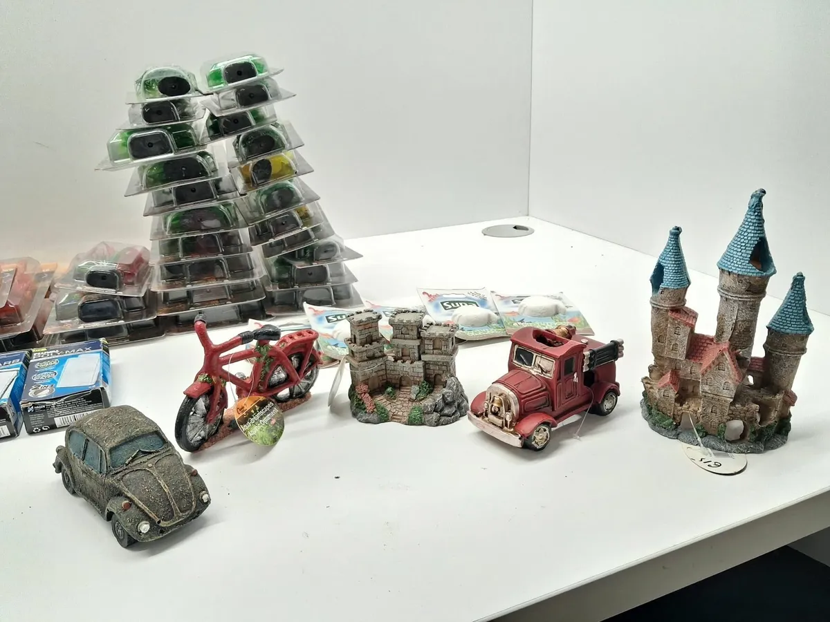 Online Auction Of A Goodie box & More! - Image 4