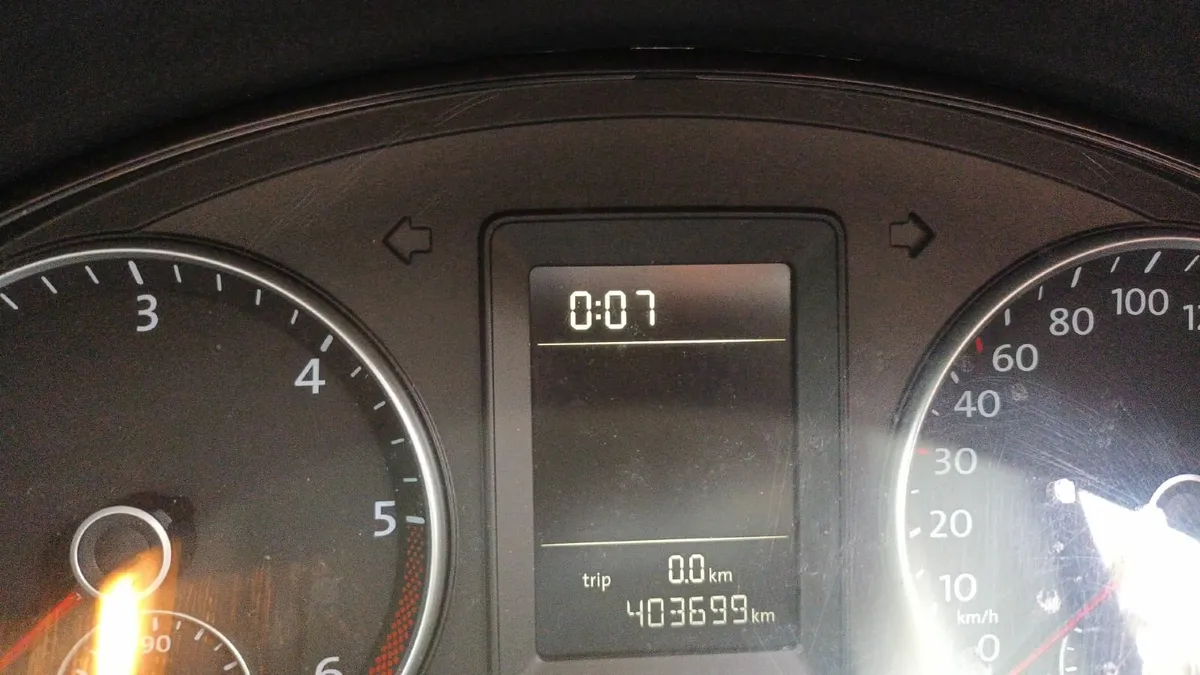 Volkswagen Jetta 2010 - Image 4