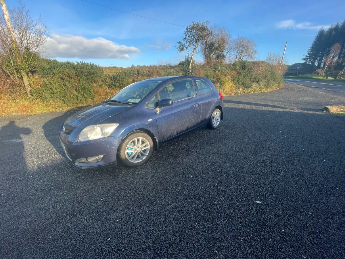 Toyota auris - Image 2