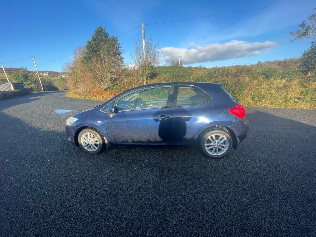 Toyota auris - Image 3