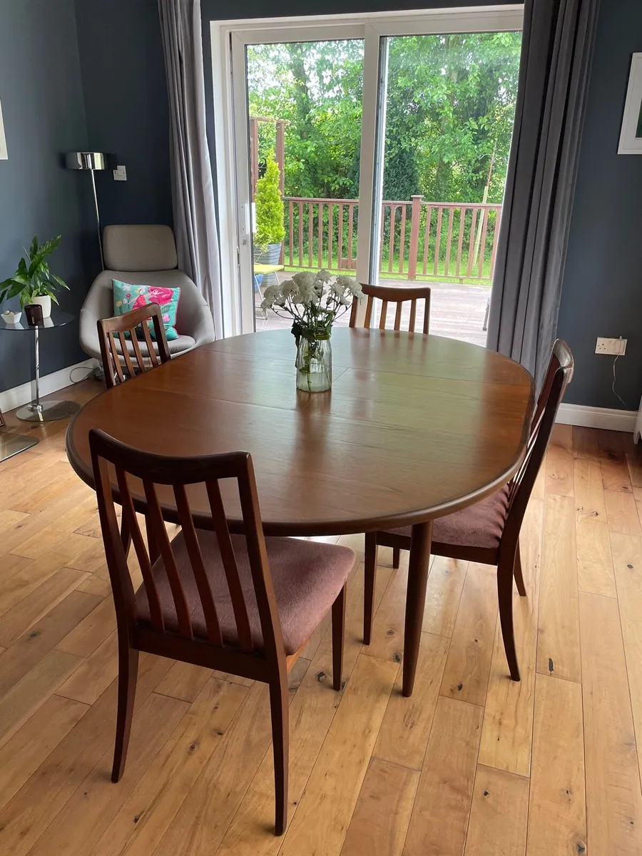 Mid Century G-Plan Dining table - Image 3