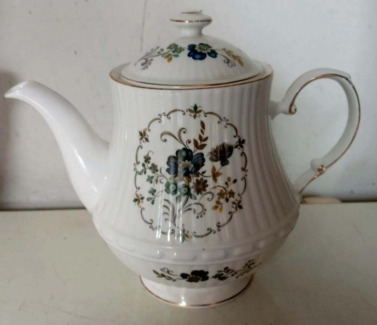 Royal Tara Cornflowers Teapot - Image 1