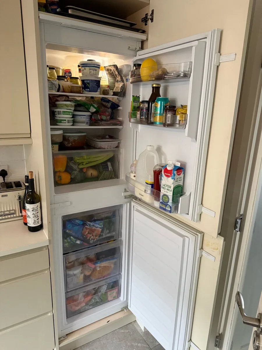 Integrated Fridge Freezer