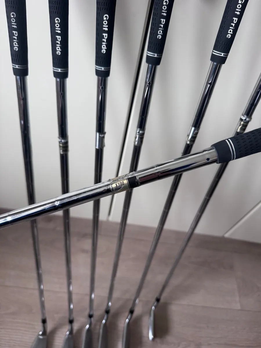 Titleist T100 Irons 4-PW €450 - Image 4
