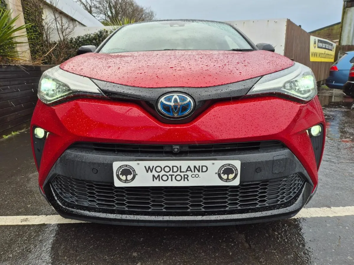 Toyota C-HR 2.5 HYBRID / SOL G-PACK NERO EDTION / - Image 4