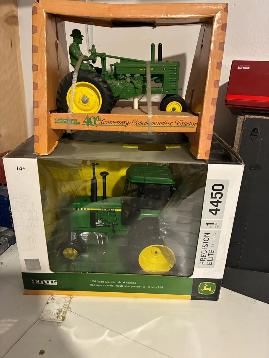 1:16 scale john deere models - Image 1