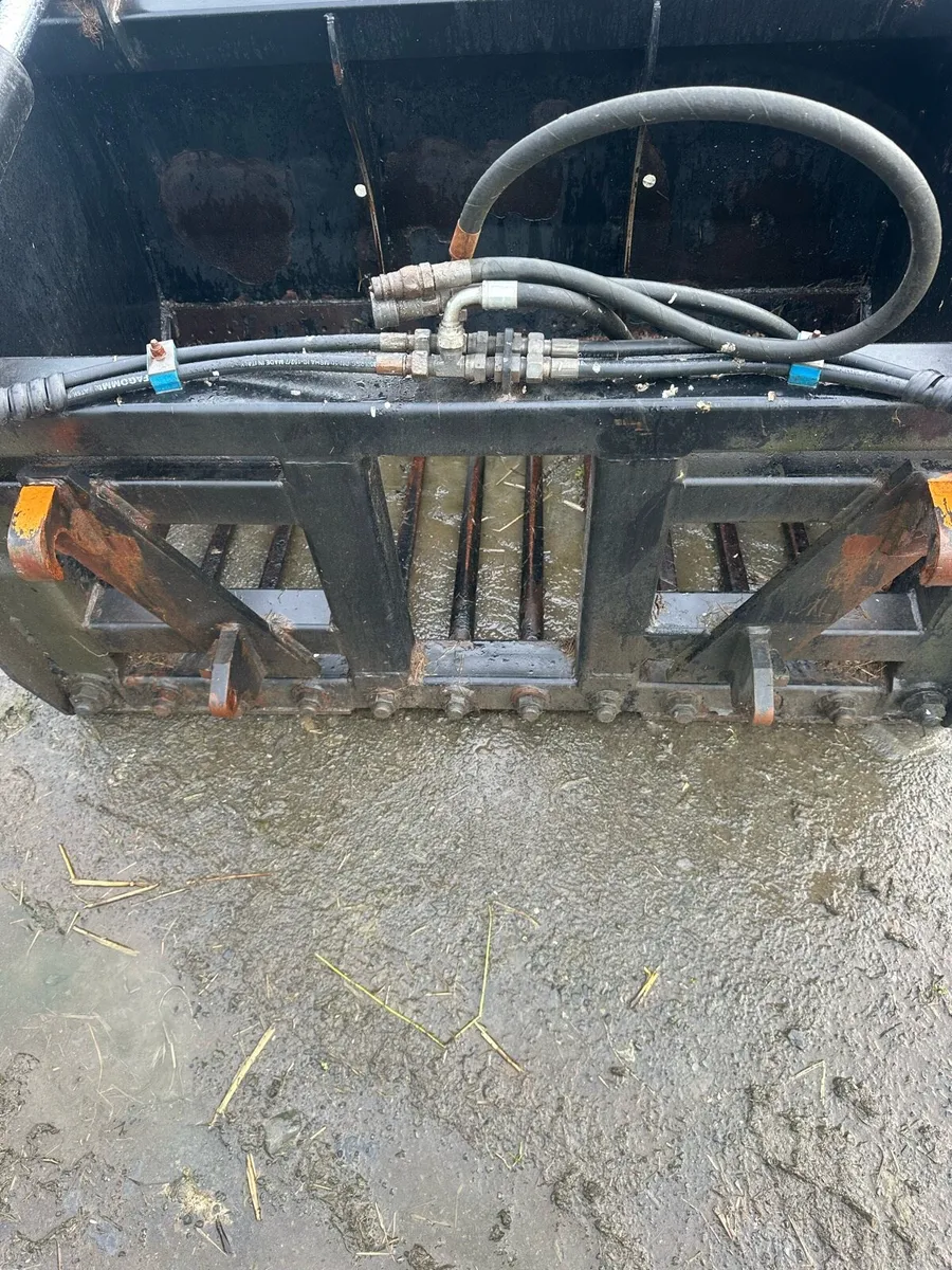 Silage grab - Image 3