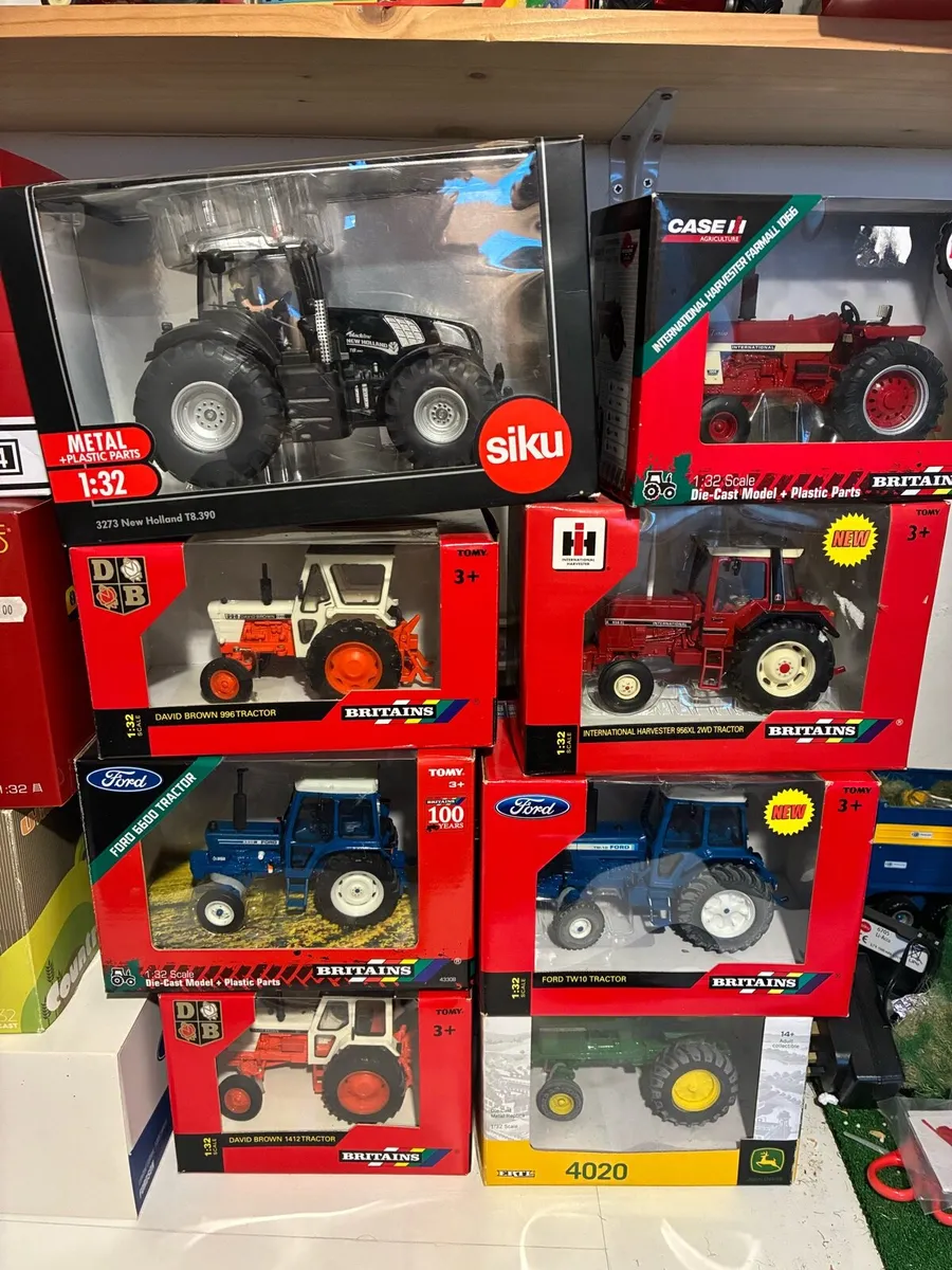 1:32 scale farm models - Image 1