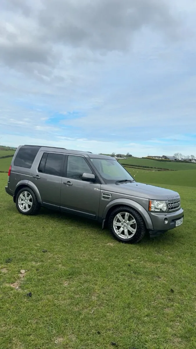 Land Rover Discovery 2010 - Image 2