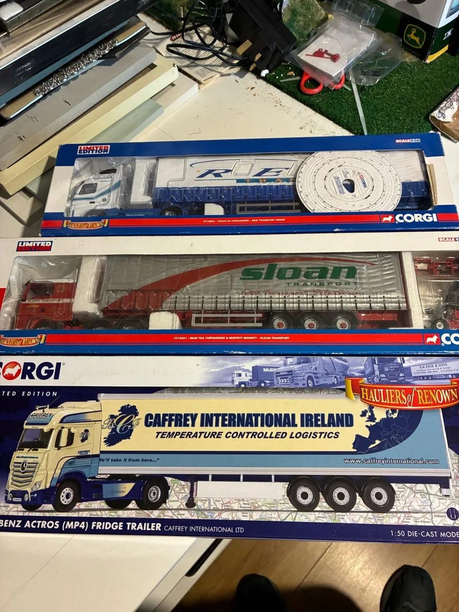 1:50 scale corgi trucks - Image 3
