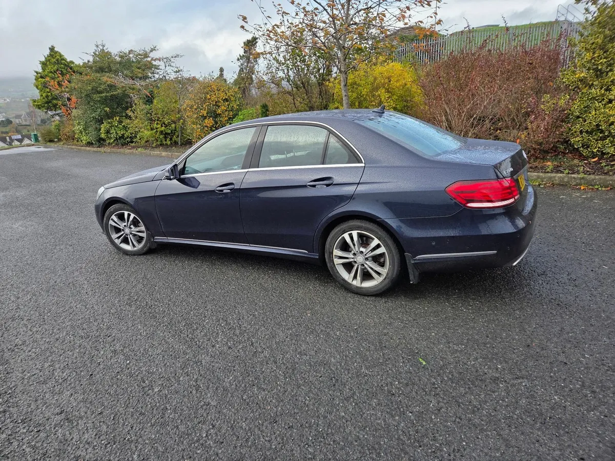 Mercedes-Benz E-Class 2016 - Image 3