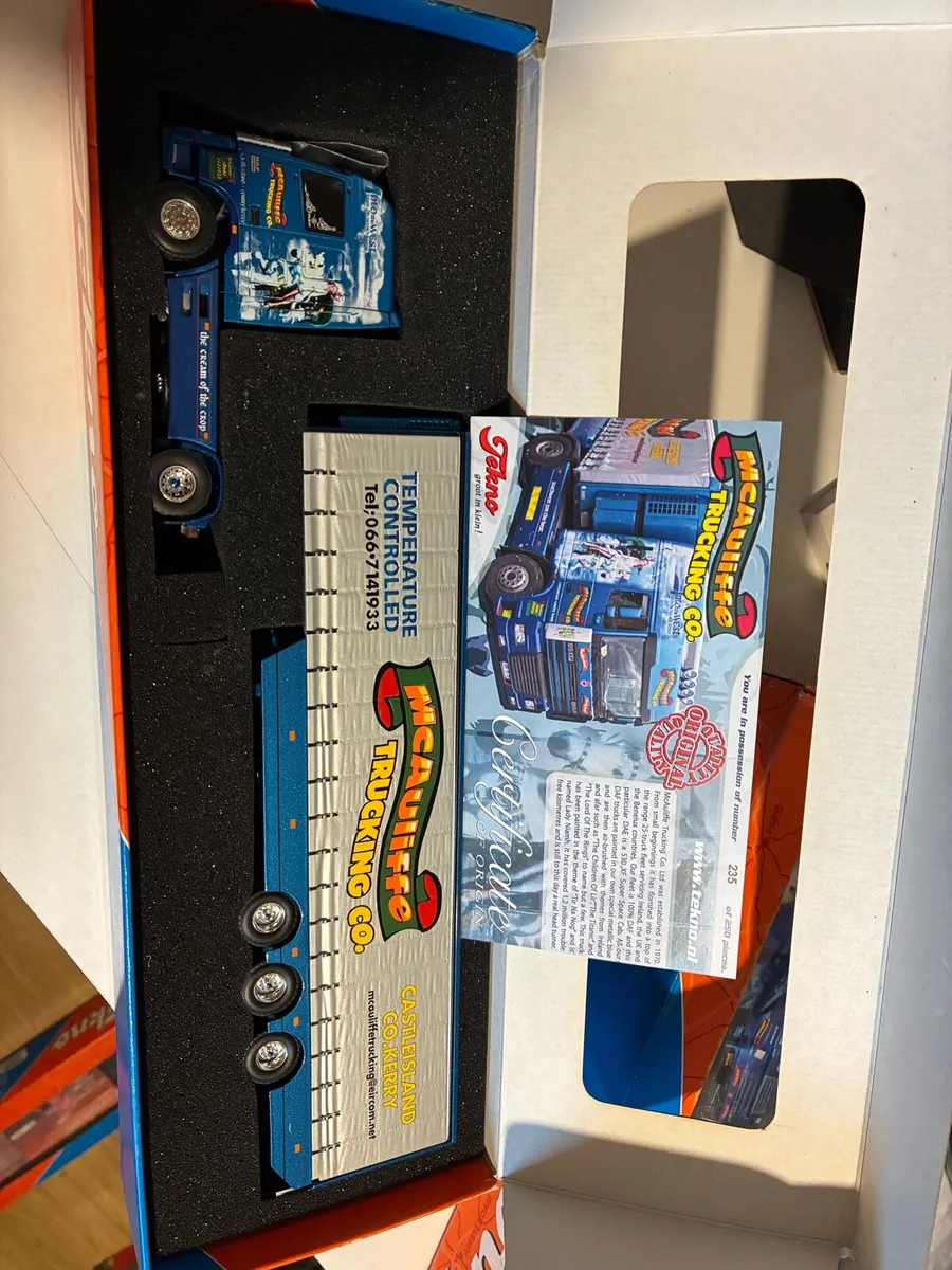 1:50 scale tekno model trucks - Image 1