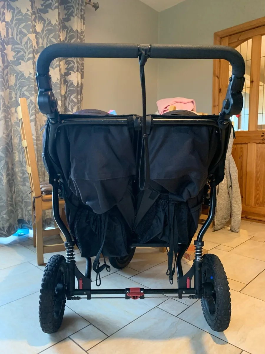 Out n about double buggy - Image 4
