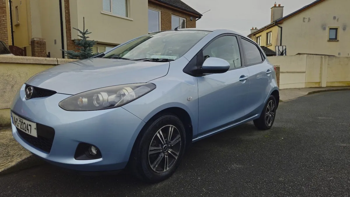 Mazda Demio 2011 - Image 2