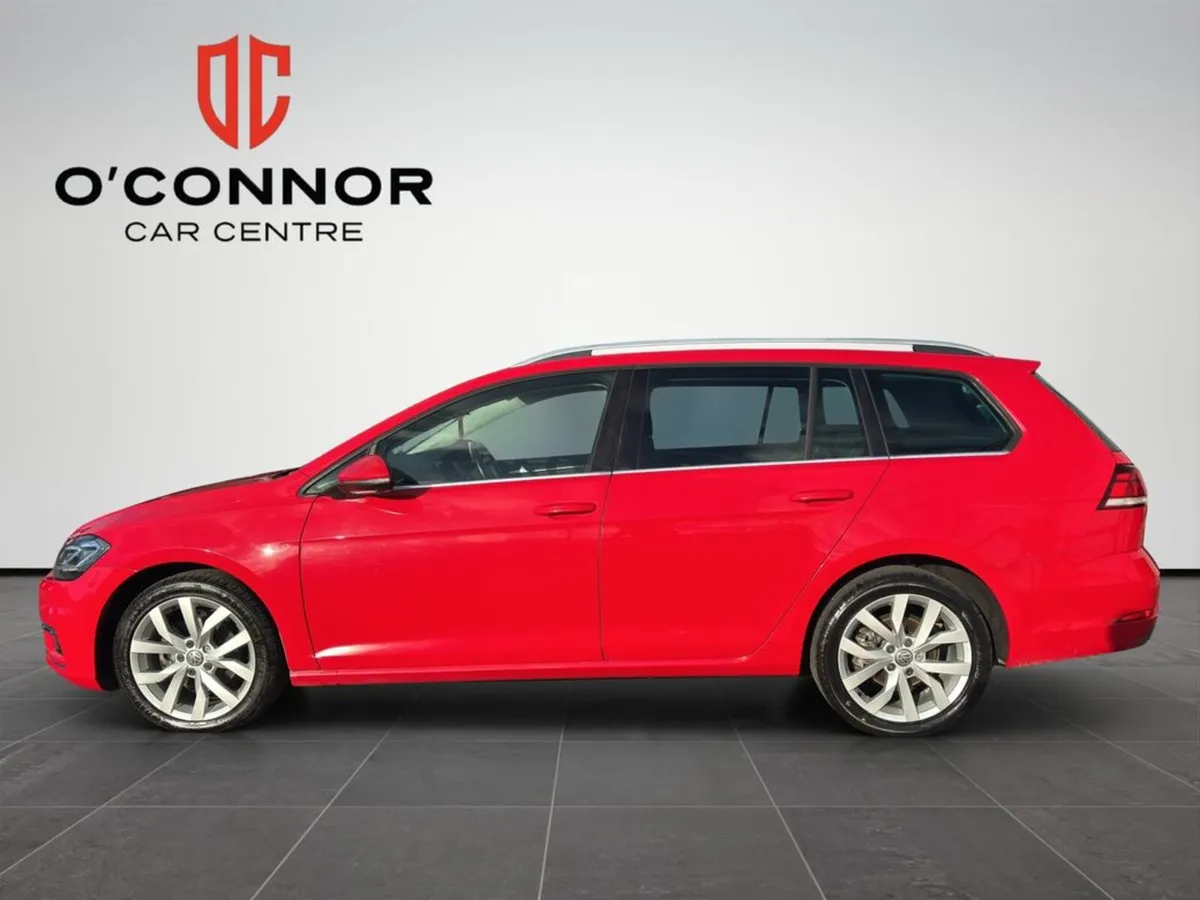 Volkswagen Golf "roomy, reliable, ready to roll.” - Image 3