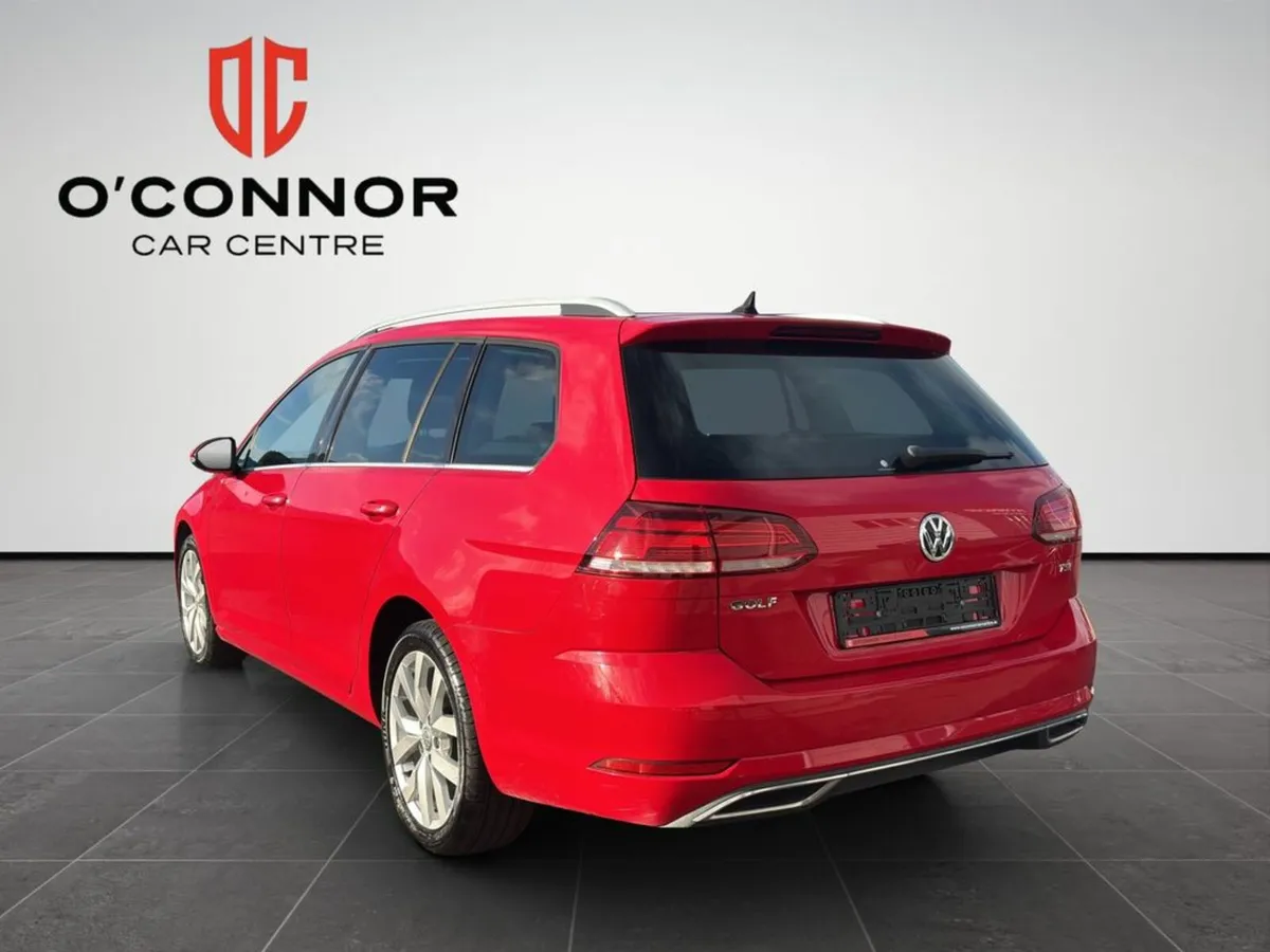 Volkswagen Golf "roomy, reliable, ready to roll.” - Image 4