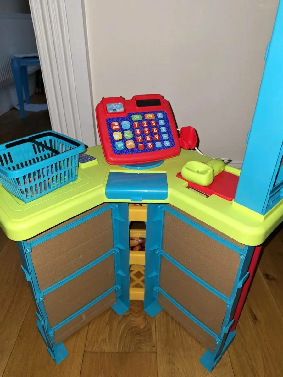 Kids toy kitchen for sale - Image 2