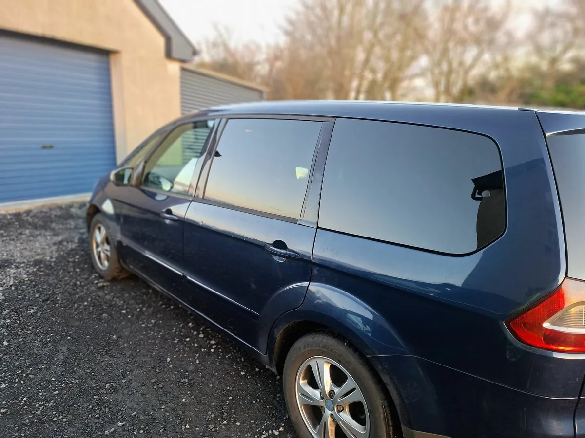 Ford Galaxy 2009 - Image 4