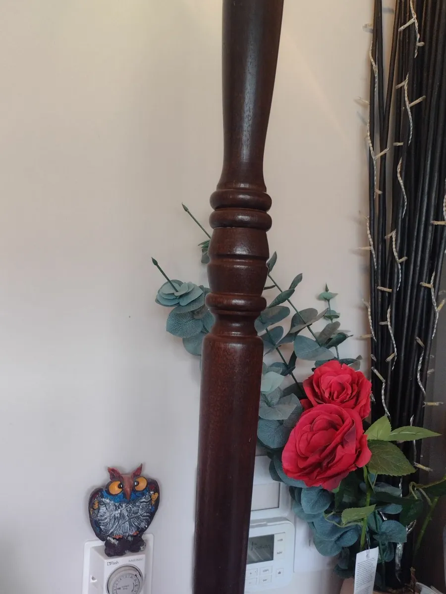 Tall antique wooden floor lamp - Image 2