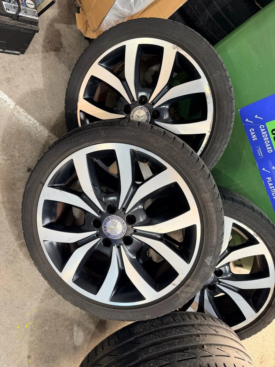 Mercedes wheels 18” - Image 1