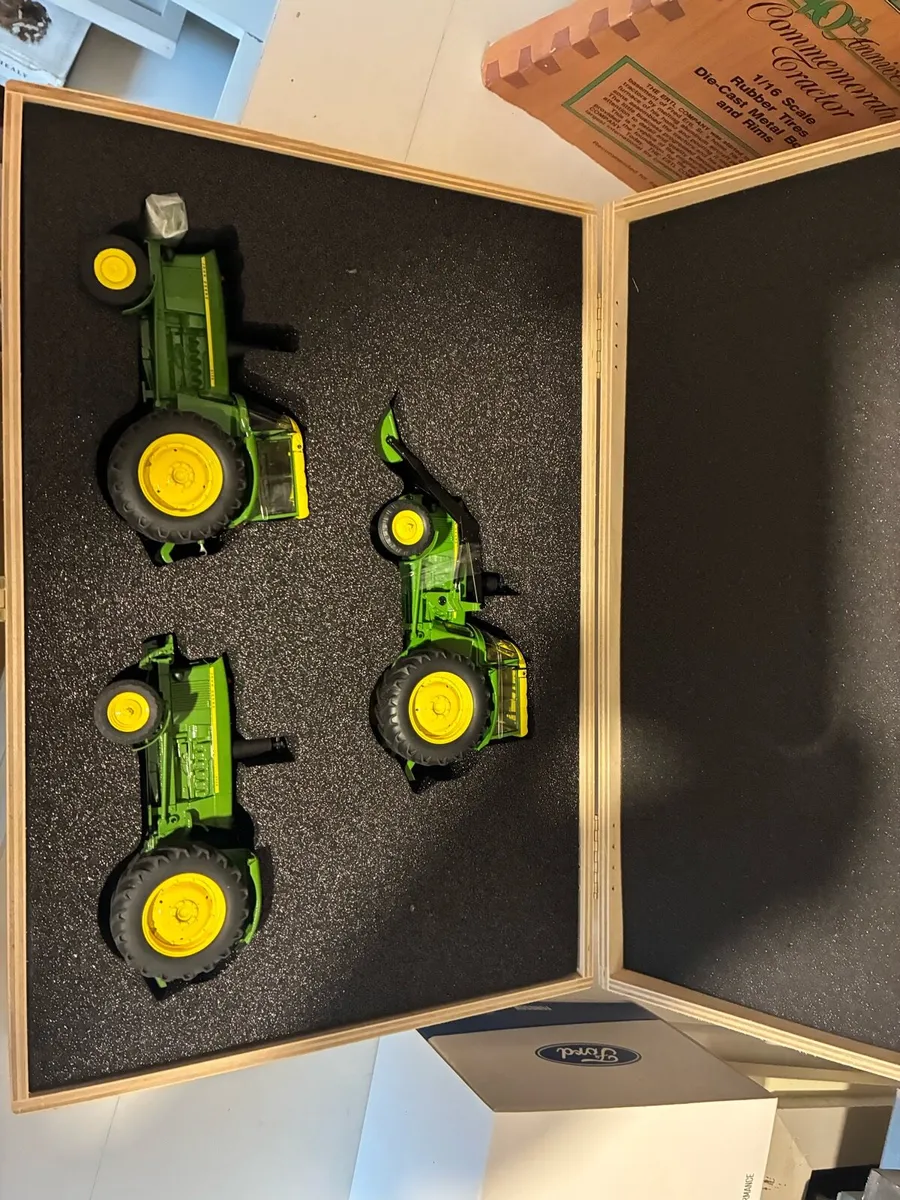 1:32 John Deere set - Image 2
