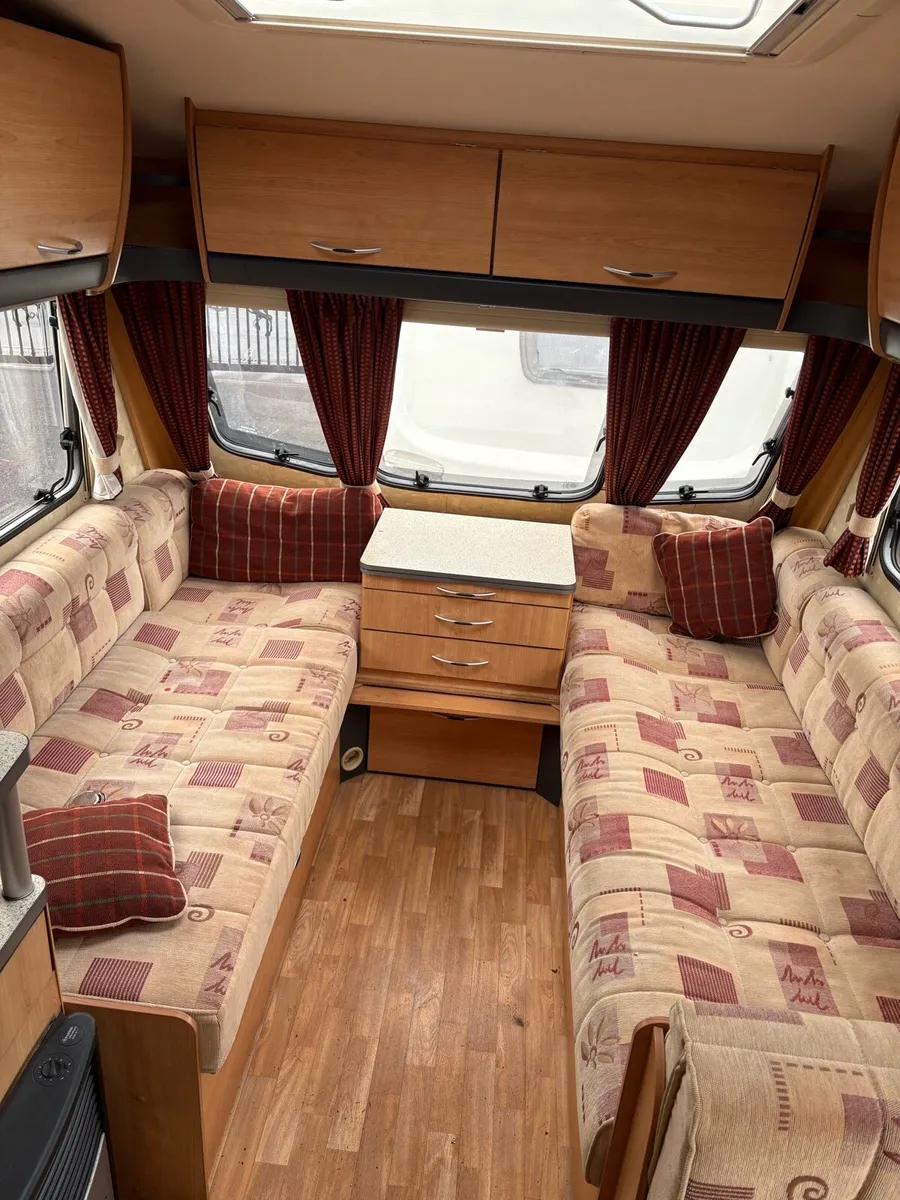 Ace jubilee 4 berth - Image 4
