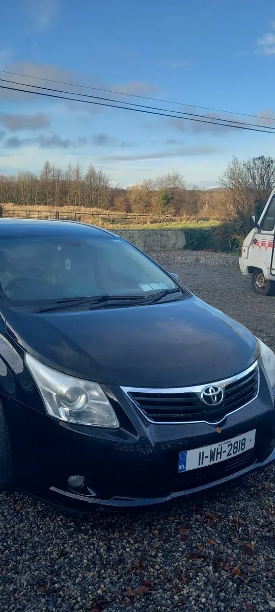 Toyota Avensis 2011 estate - Image 1