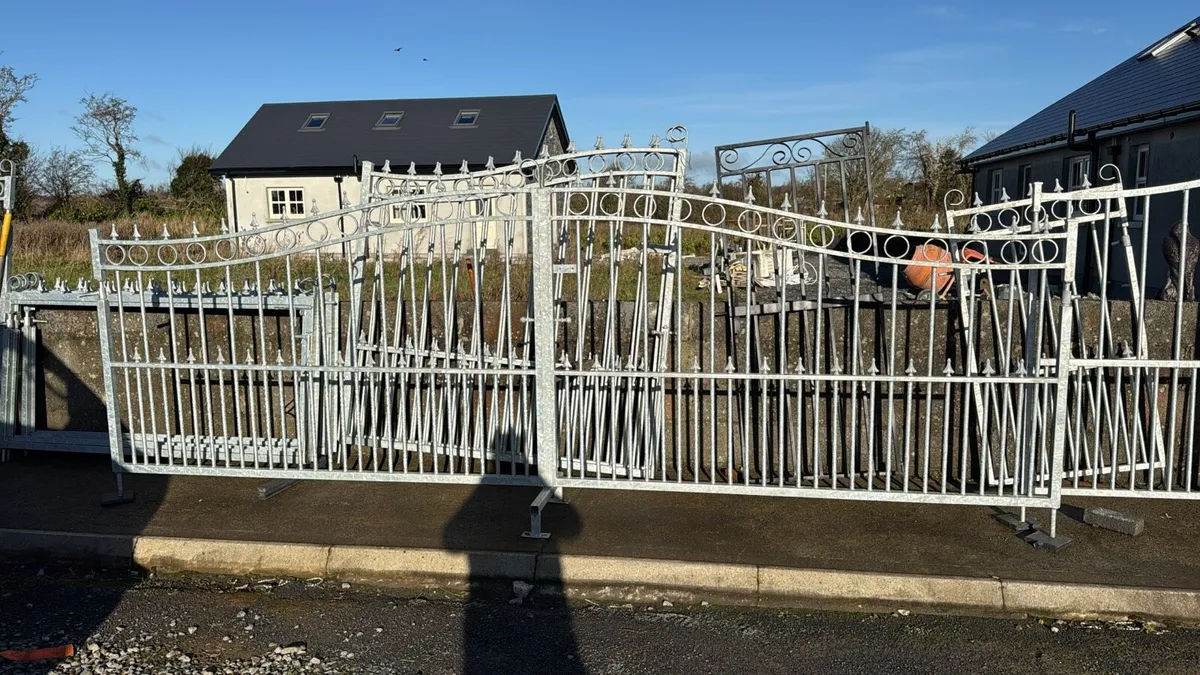 14ft galvanized gates on sale ✅ - Image 2