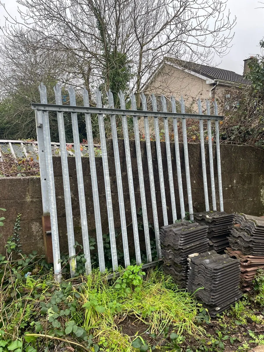 Free - Security fence. Soap blocks. - Image 1