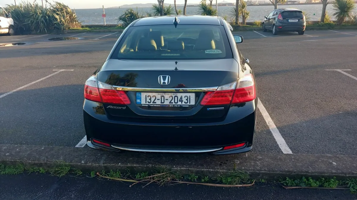Honda Accord 2013 - Image 4