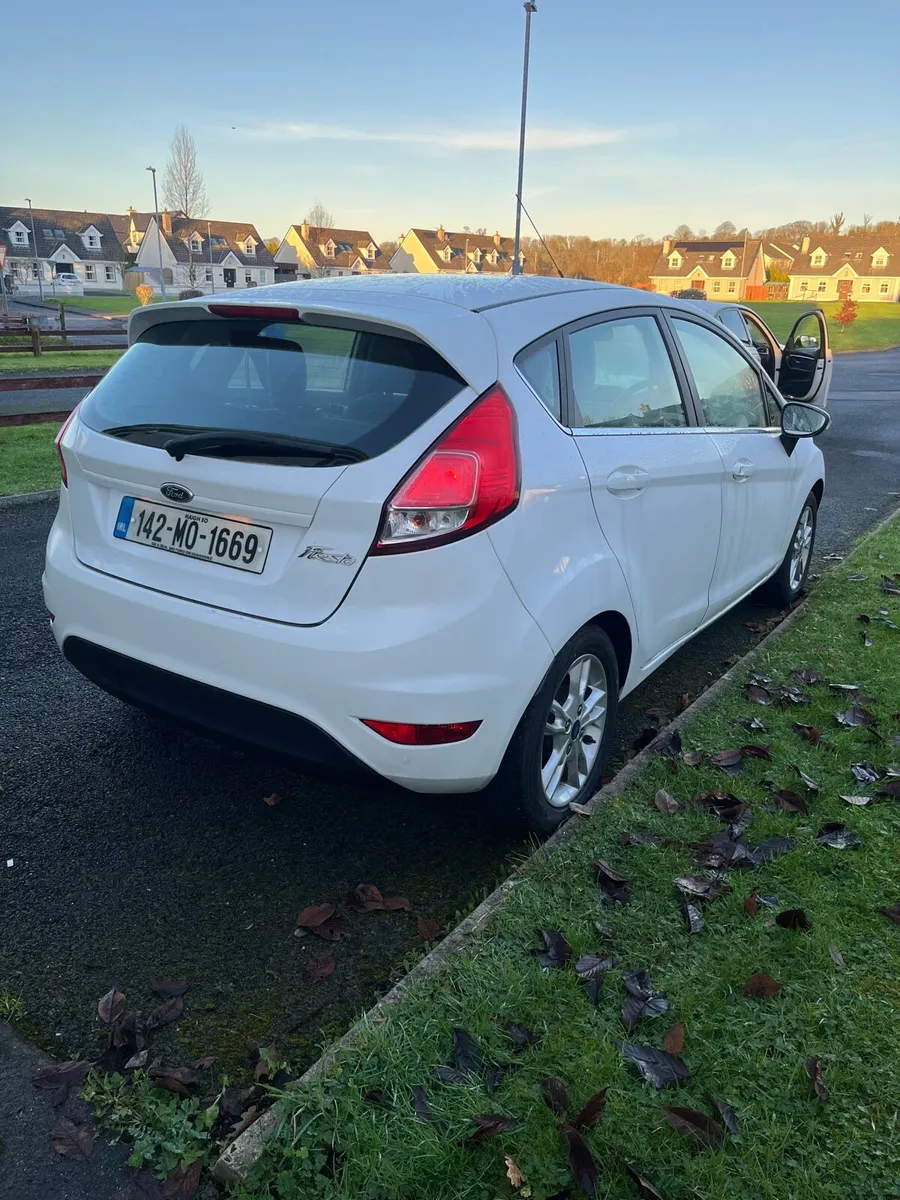 Ford Fiesta - Image 2