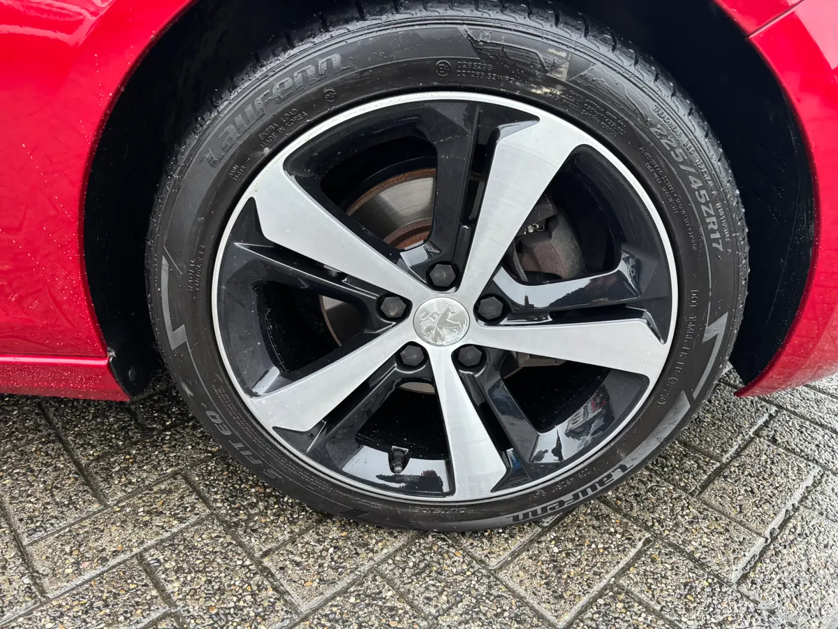 2017 Peugeot 308 SW Allure Automatic - Image 3