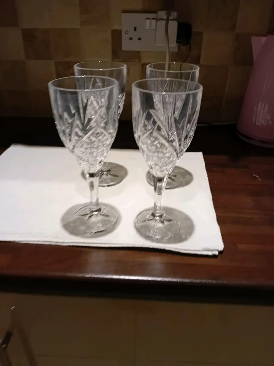 RAINDROPS VINTAGE IRISH CRYSTAL WINE GLASSES - Image 1
