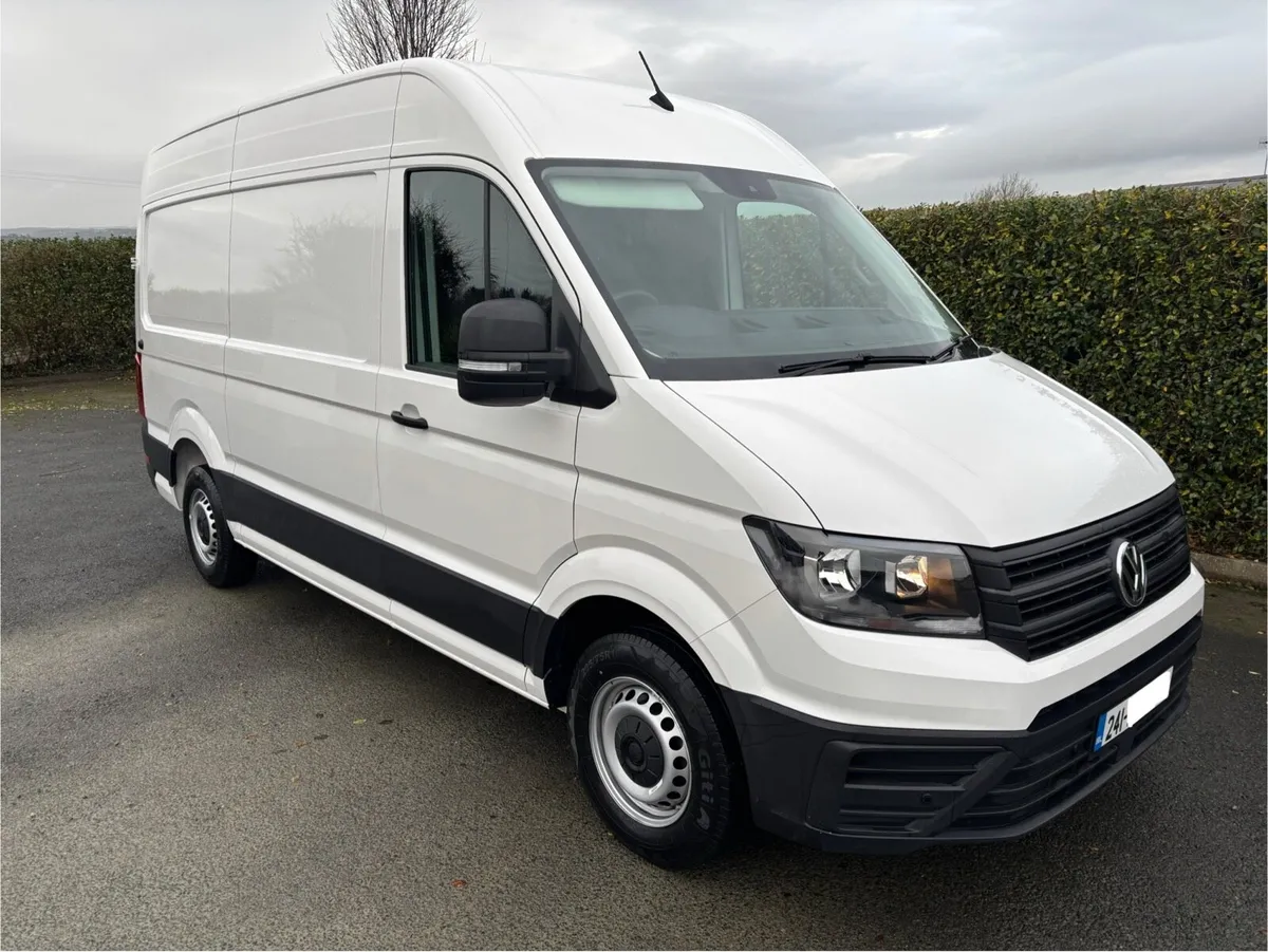 (241) Volkswagen Crafter Commerce Plus 2024 - Image 1