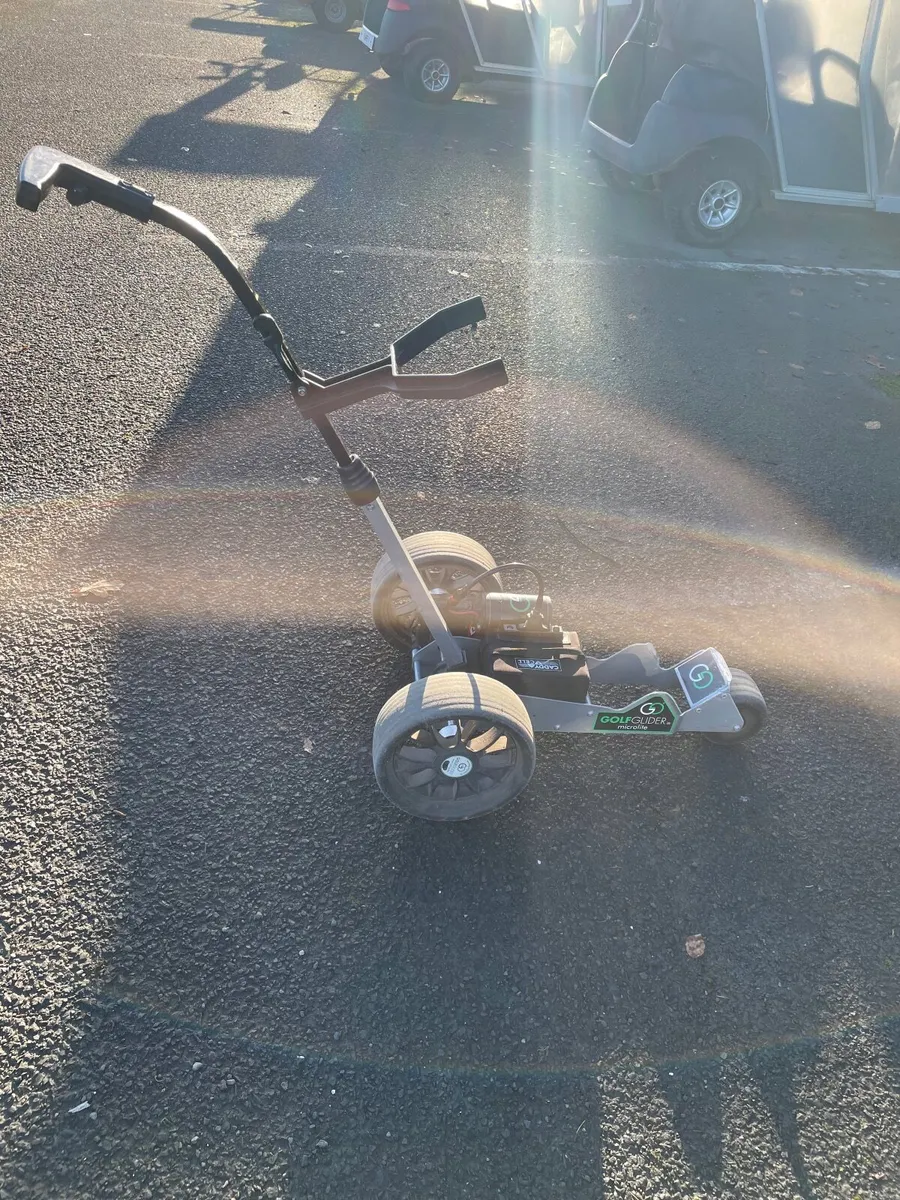 Golf  trolley - Image 1