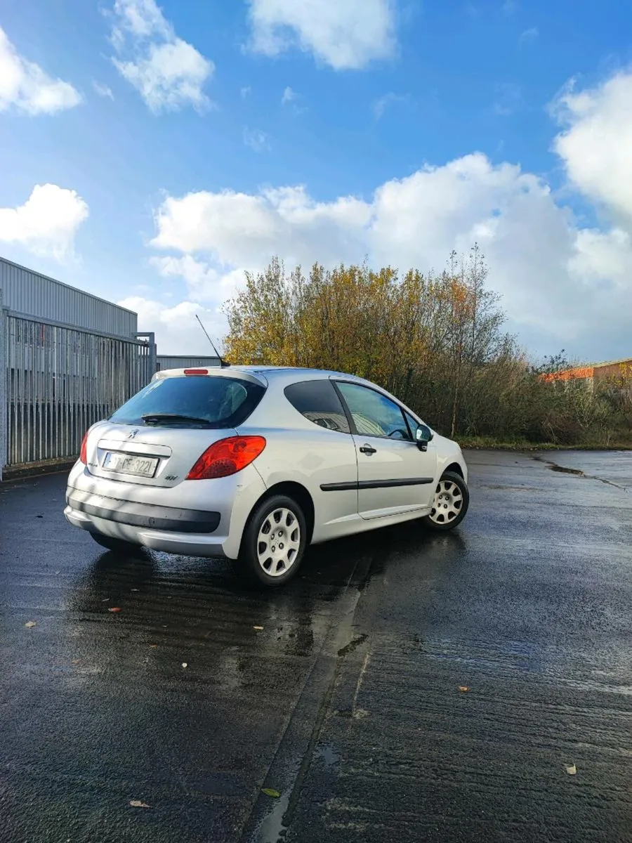Peugeot 207 Commercial - Image 2