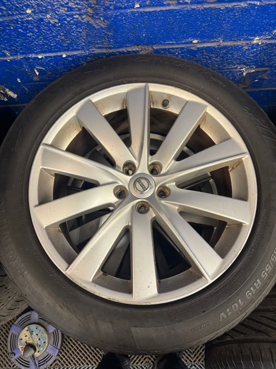Volvo wheels - Image 3