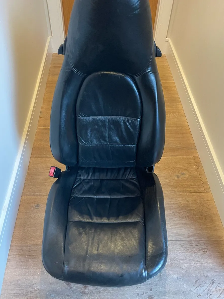 Porsche 911 heated leather  seats - Image 1
