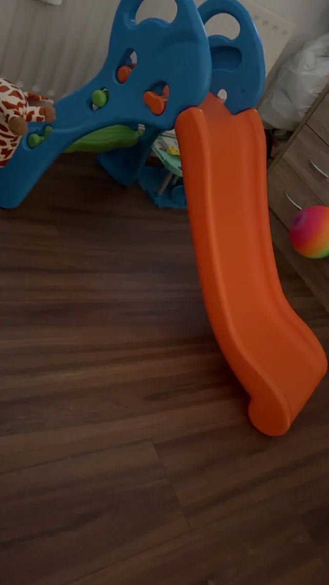 Toddler slide
