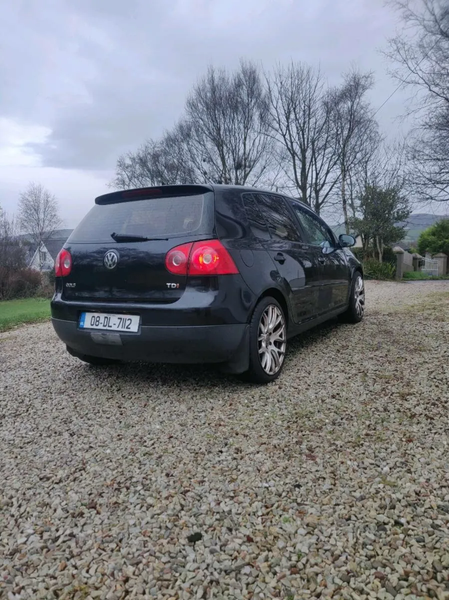 Volkswagen Golf - Image 4
