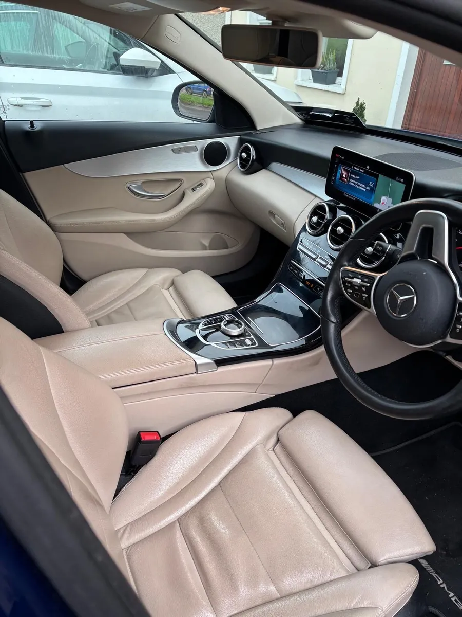 Mercedes C220 Sport 2020 - Image 4