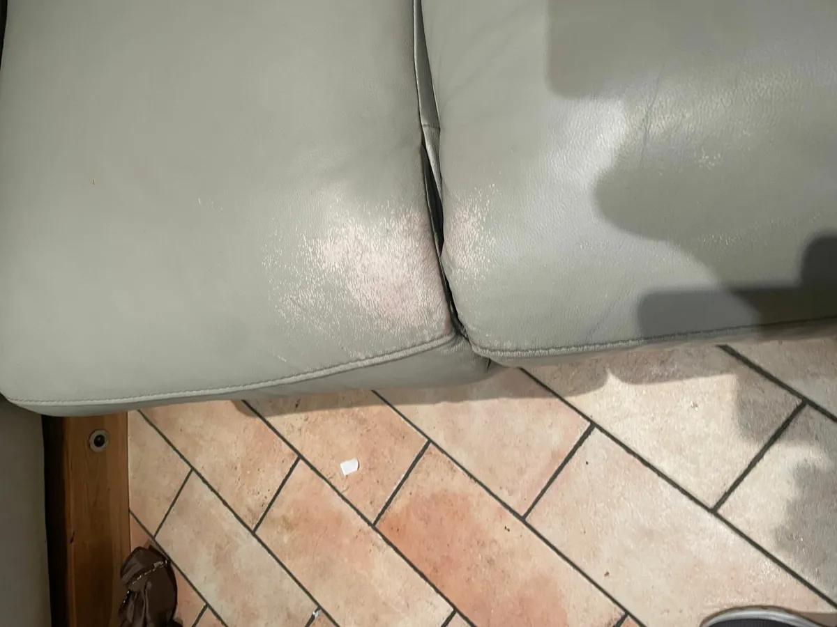 3 + 2 Seater Recliner Couches - Image 4