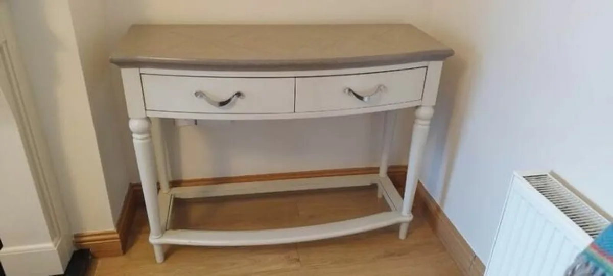 TV Unit/Console Table