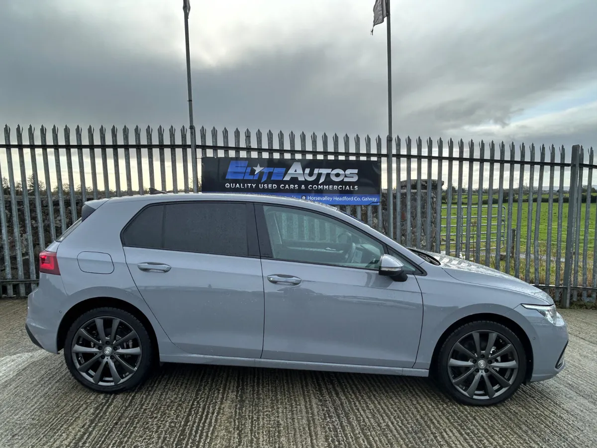 Volkswagen Golf TDI DSG 150 HP 2.0 2023 - Image 2