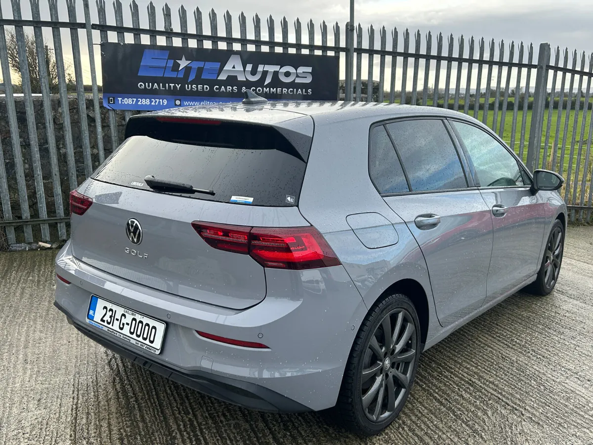 Volkswagen Golf TDI DSG 150 HP 2.0 2023 - Image 4