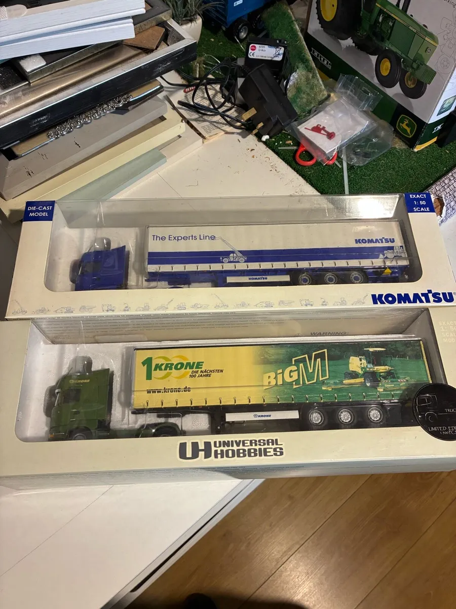 Universal hobbies trucks 1:50